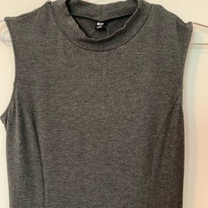 Uniqlo Fit & Flare dress New without tags Small